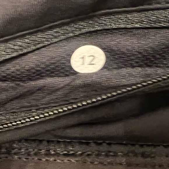 Lululemon Pace Rival Skort Women's Size 12 Black Short Casual Skirt - Picture 4 of 4